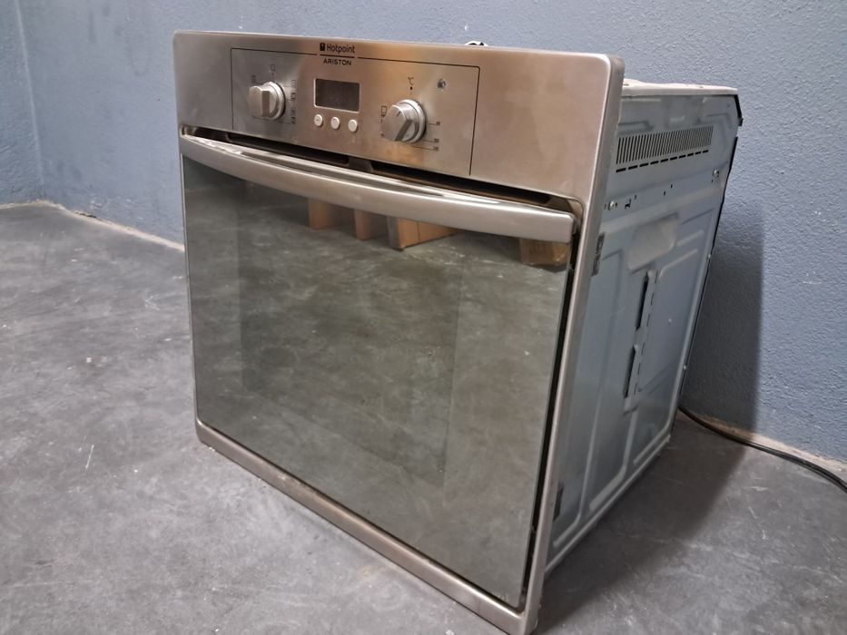 Forno encastre Ariston Hotpoint FB83.1 IX/HA