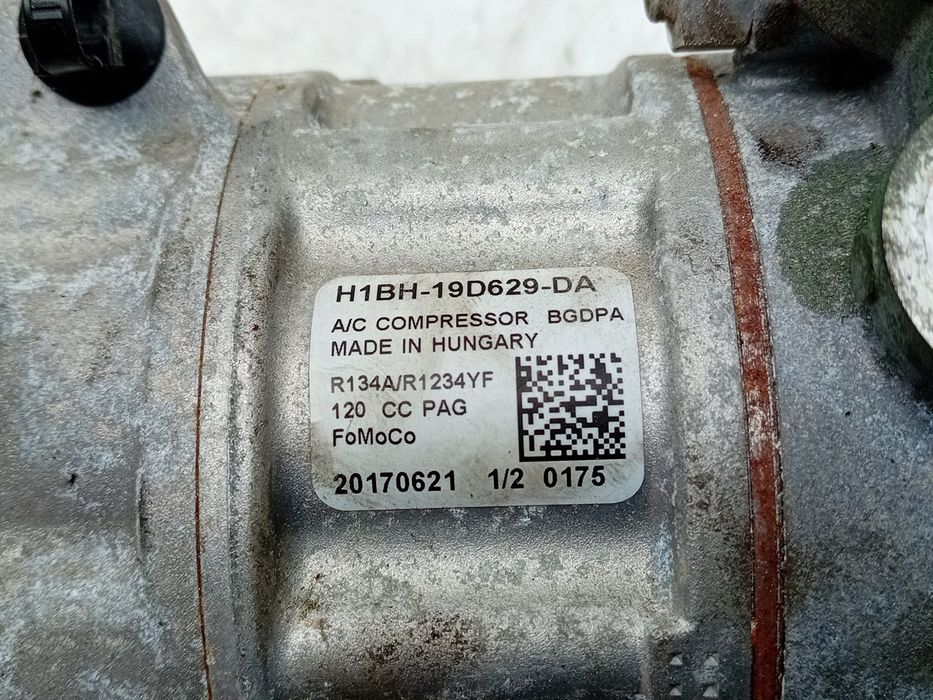 Compressor AC FORD Fiesta VII (HJ, HF)