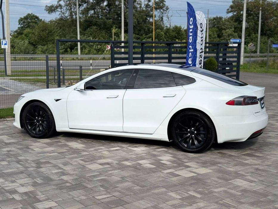 Tesla Model S 2018 freshauto