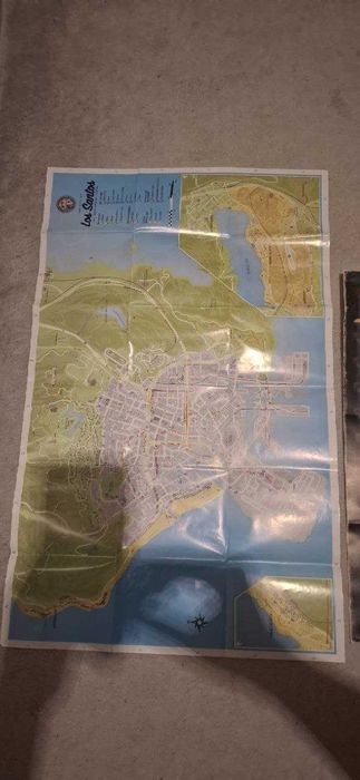 GTA V (PS3) з двосторонньою картою + Рідкісний плакат Fallout Vault-Tec