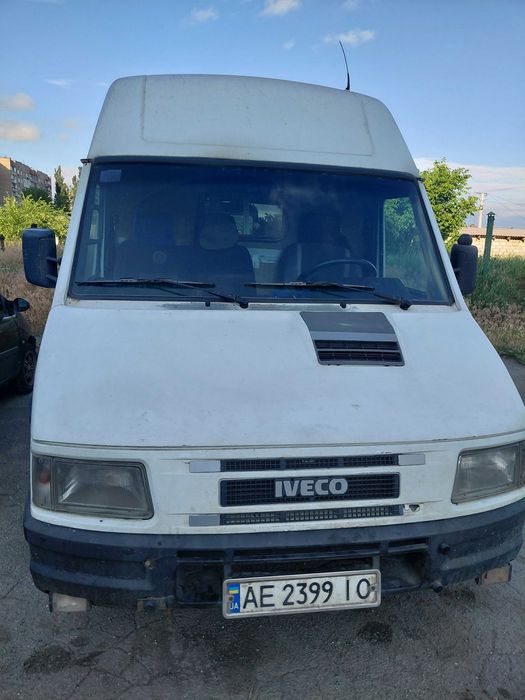Автомобіль Івеко 3512