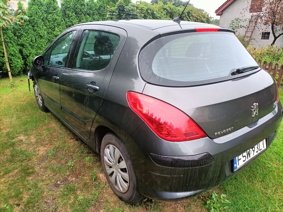 Peugeot 308 1,6VTi  uszkodzony