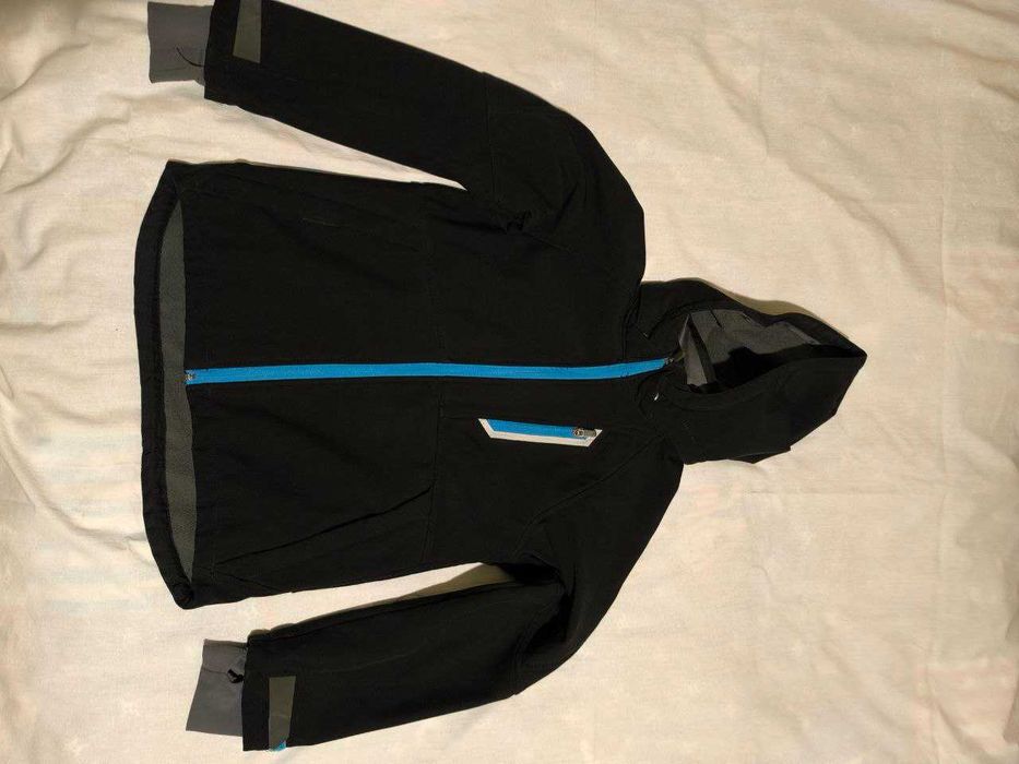 Продам куртку дитячу H&M на 10-11 років (на зріст 146-152 см).