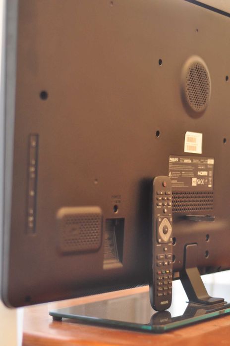 televisão LED Philips 32 em óptimo estado