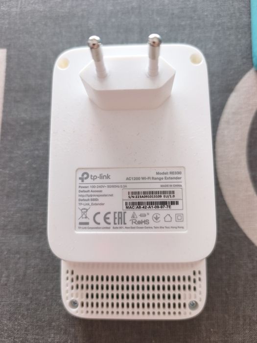 Vendo Repetidor Wi-Fi TP-Link RE330 AC1200 em excelente estado