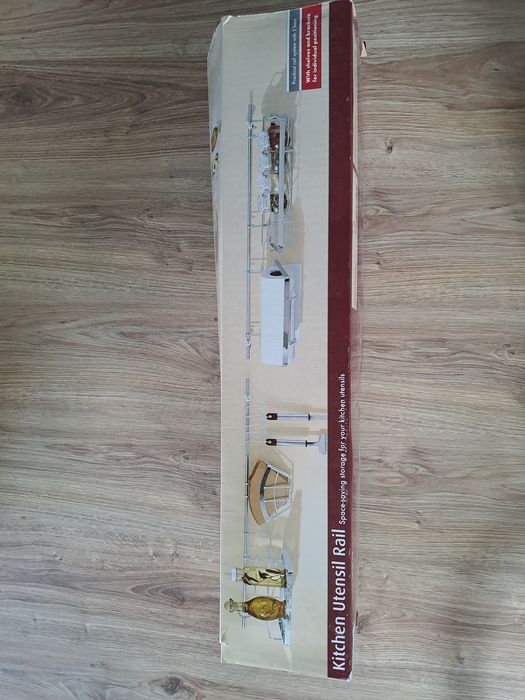 Wisząca nowa  półka kuchenna z relingiem na przybory – Kitchen Utensil Rail