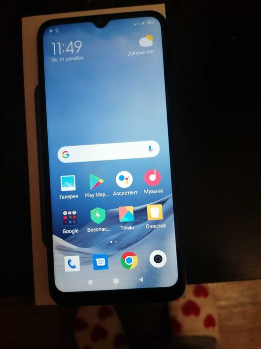 Продам смартфон Xiaomi Redmi 9A 2/32GB .