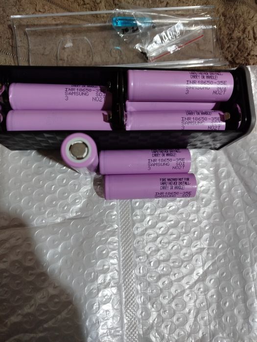 Павербанк EVE/Samsung 8*18650 DIY Power Bank Case PD 45W 

POWE