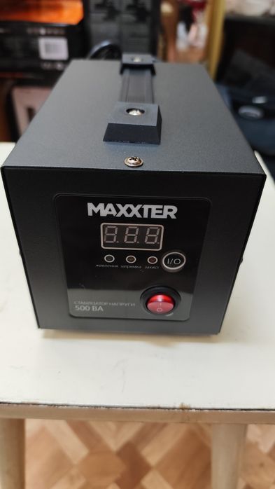 Стабілізатор напруги 500ВА