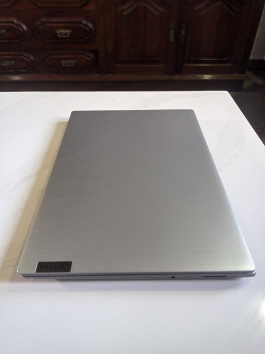 Lenovo IdeaPad 3 15ADA05 Model 81W1