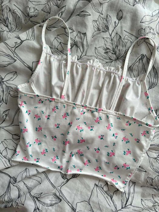 Crop top w różyczki coquette cute