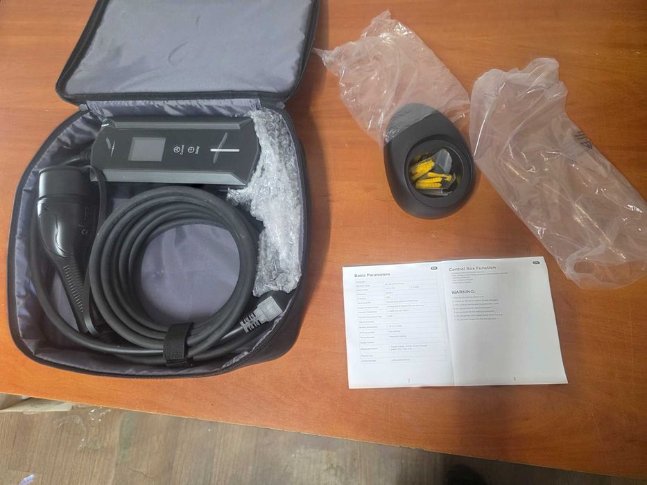 Ładowarka EV VoltBox Type 2 3,7 kW 230 V kabel 7 m NOWA zestaw