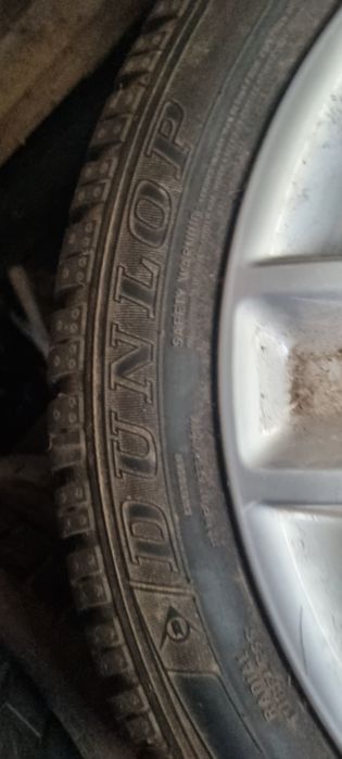 Opony zimowe Dunlop 196/50r16