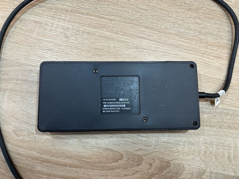 Док-станція Dell Thunderbolt 4
