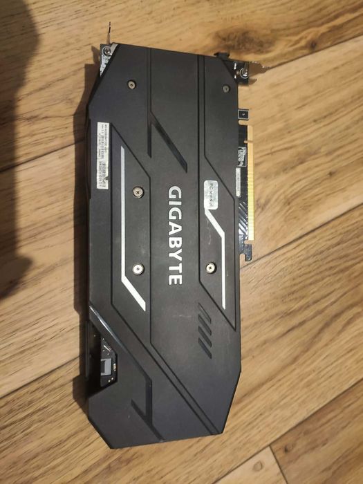 RTX 2060 Super Gigabyte 8GB DDR6