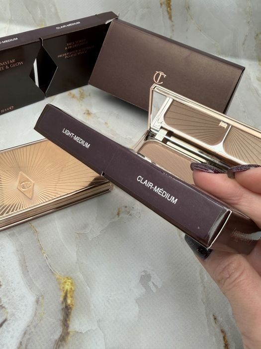 Палєтка для обличчя Charlotte Tilbury хайлайтер бронзер