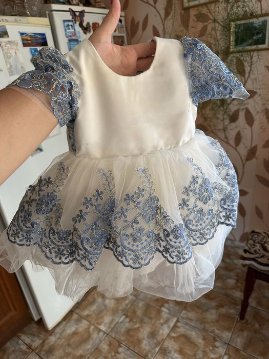 Сукня для дівчинки