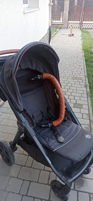 Коляска прогулочна