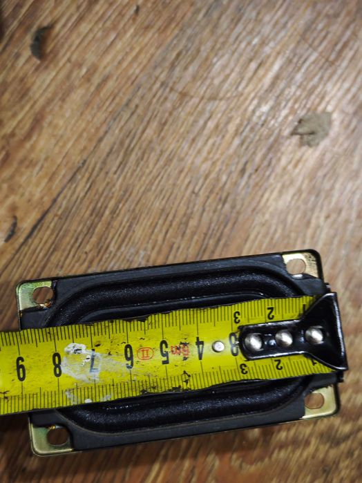 Динамики 8 Ом 7,5Вт