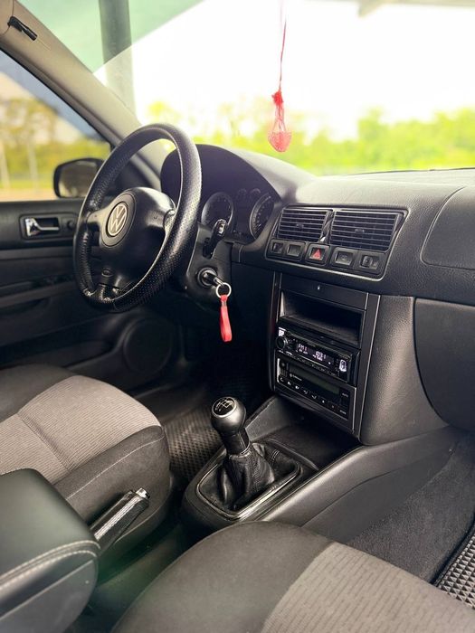 Volkswagen Golf 4