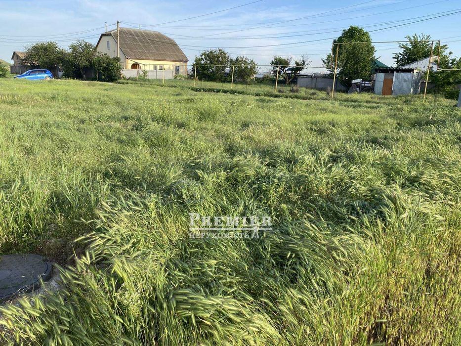 Земельна ділянка 10 соток в межах міста