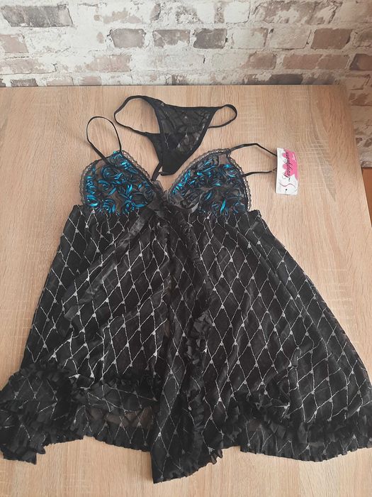 Komplet erotyczny koszulka+ stringi