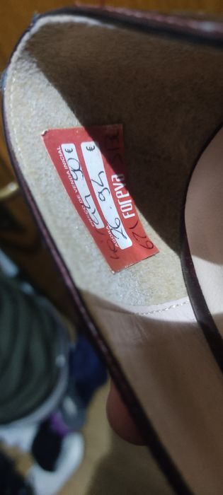 Sapatos de salto alto