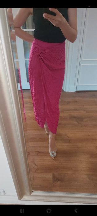 Nowa Spódnica ZARA kopertowa ze sprzączką fuksja 34