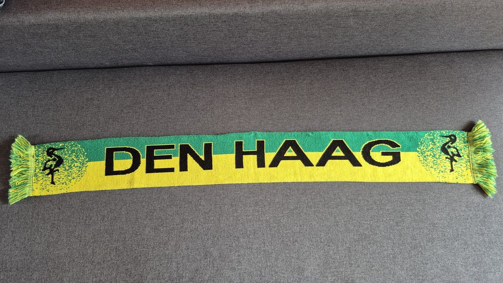 Szalik Den Haag z wyjazdu Legia 2002