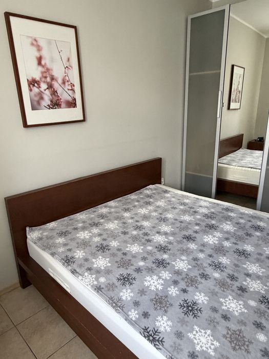 Łóżko IKEA Malm z materacem 160x200 plus gratis szafeczka Malm