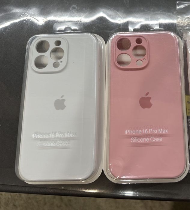 Чохол чехол  на Iphone 16 pro max