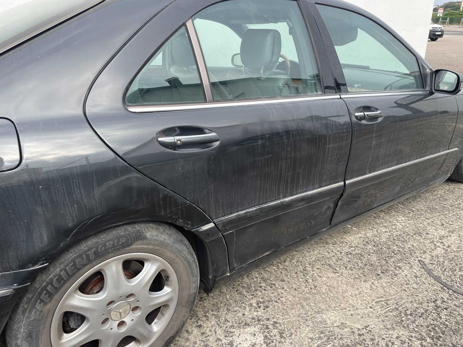 Mercedes Benz S320