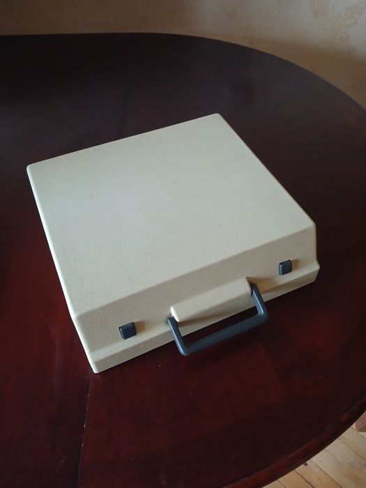 Портативна друкарська машинка + стрічка