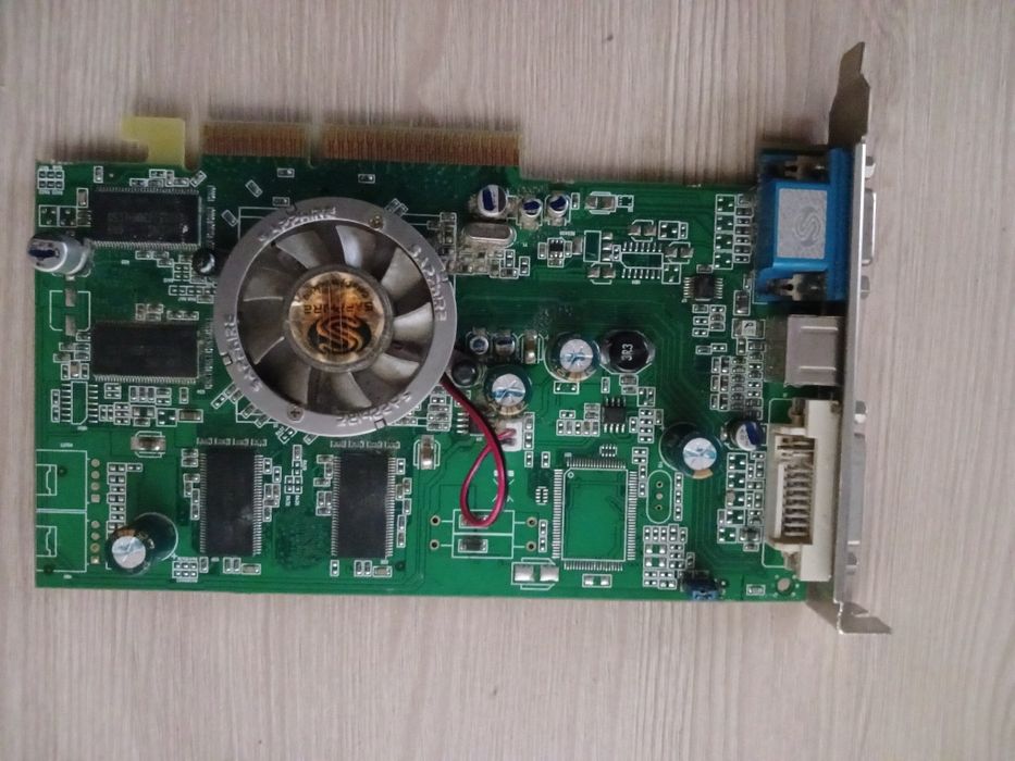 Комплектуючи до комп'ютера читайте опис