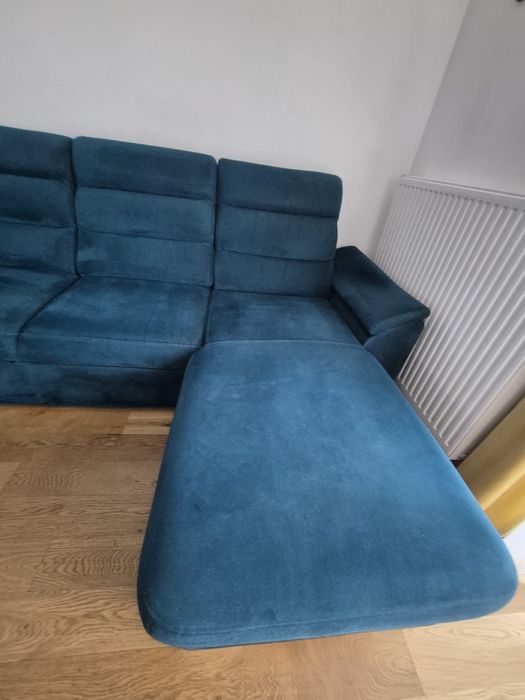 Piekna rozkładana sofa kanapa kolor morski (niebieska zielona)