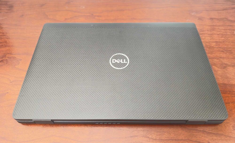 Dell 7420 Ultrabook 14"FHD/i5-1145G7 Quad Core/16Gb/256Gb/Carbono