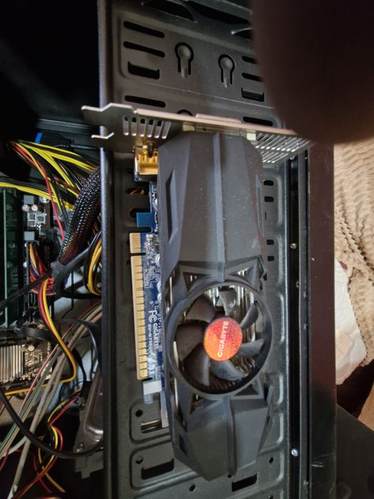 Продам компьютер.