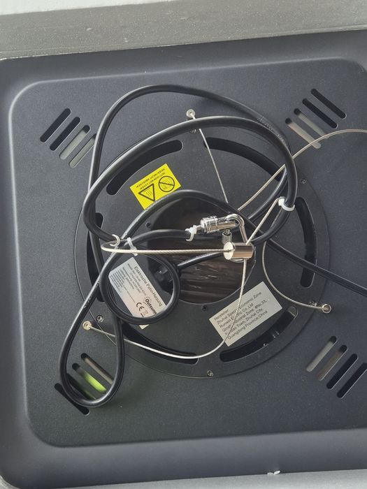 Promiennik podczerwieni sufitowy