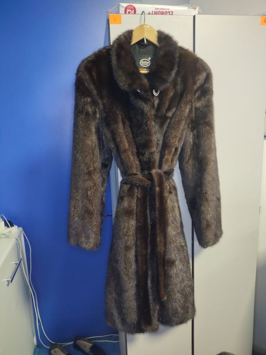 Шуба норковая в хорошем состоянии