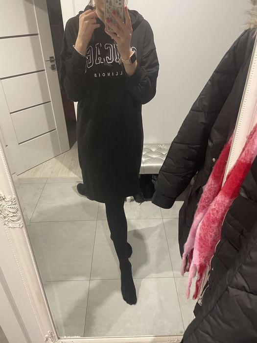 Sukienka damska dresowa z kapturem