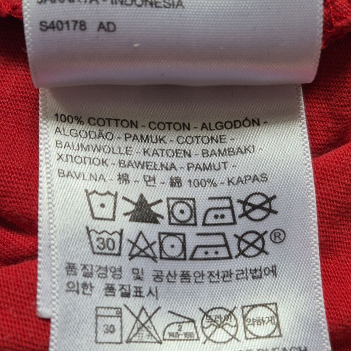 Футболка Levis,розмір S оверсайс.