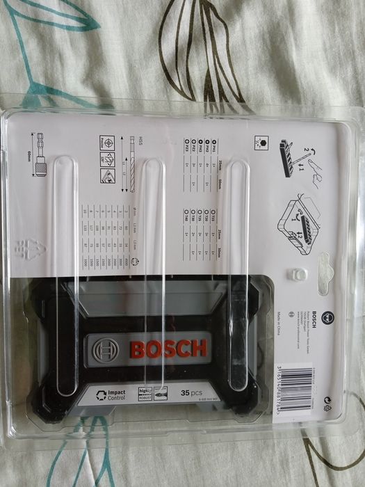 Conjunto Bosch de 35 peças novo