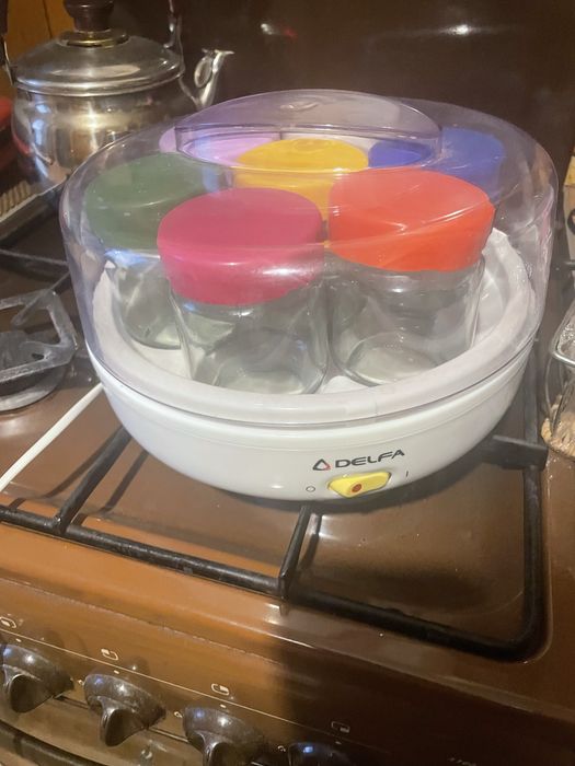 Продам робочу йогуртницю