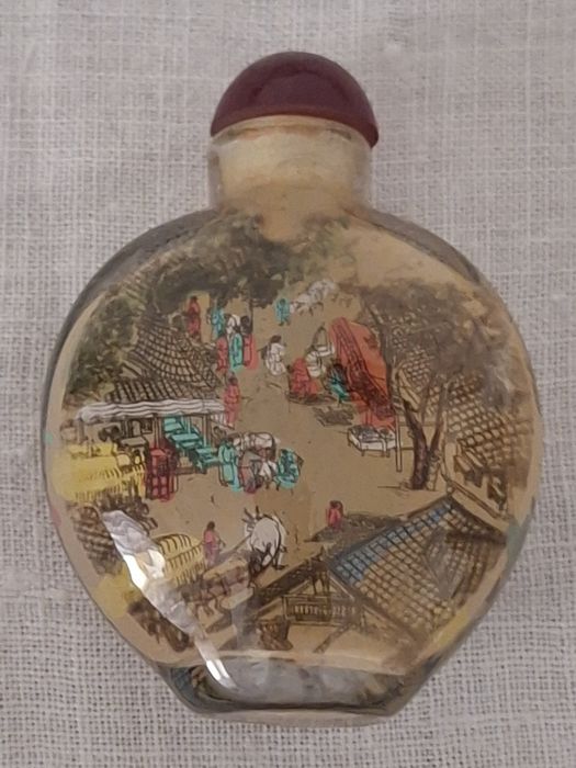 Frasco de rapé ou snuff bottle em vidro