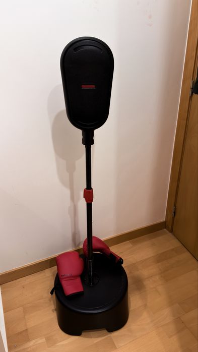 Saco de Boxe com Base + Luvas – Treino em Casa criança