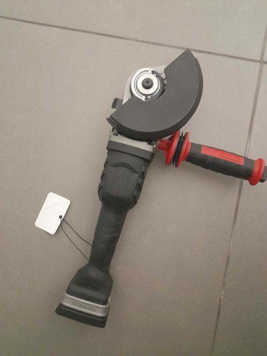 Rebarbadora a bateria gama profissional