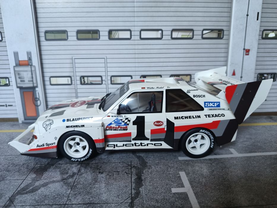 1:18 Audi Quattro Pikes Peak Otto + figurka