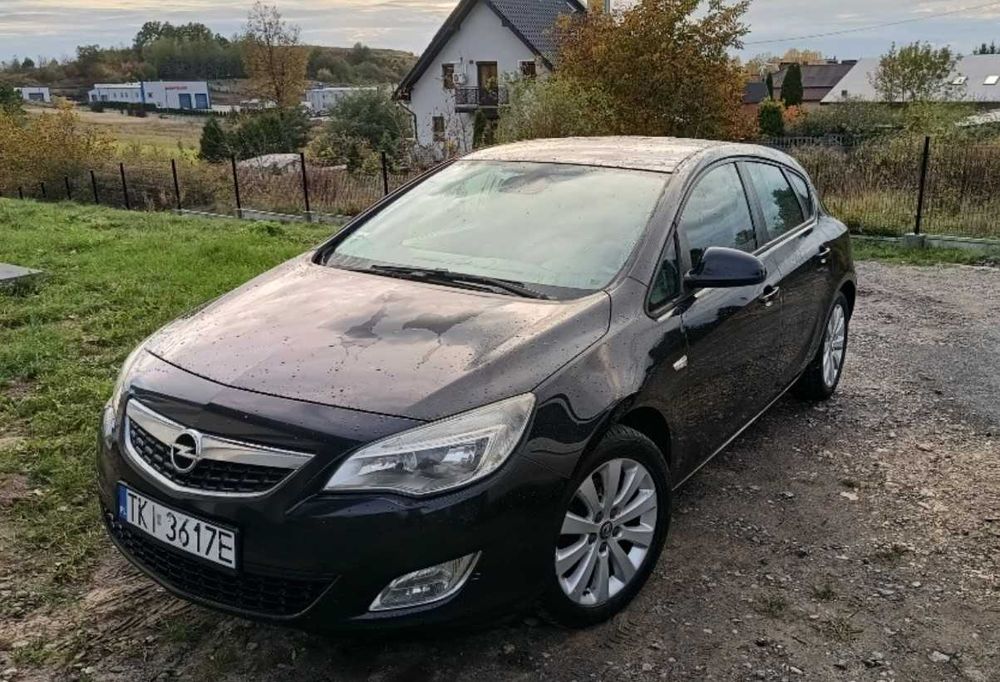 Бампер OPEL Astrta J 09-19 розборка ОПЕЛЬ Астра  09-19