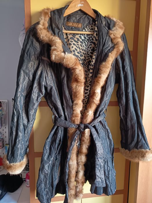 Casaco/sobretudo castanho com reflexos dourados