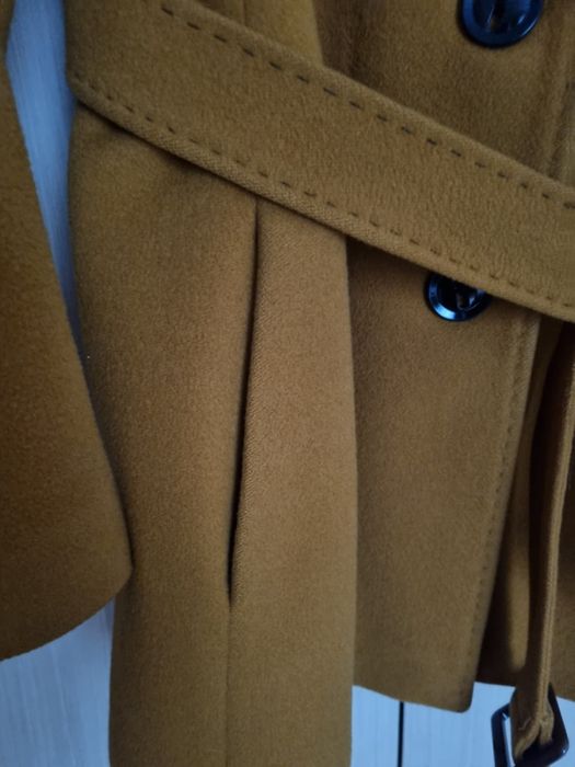 Kurtka firmy Aryton. Rozmiar 42